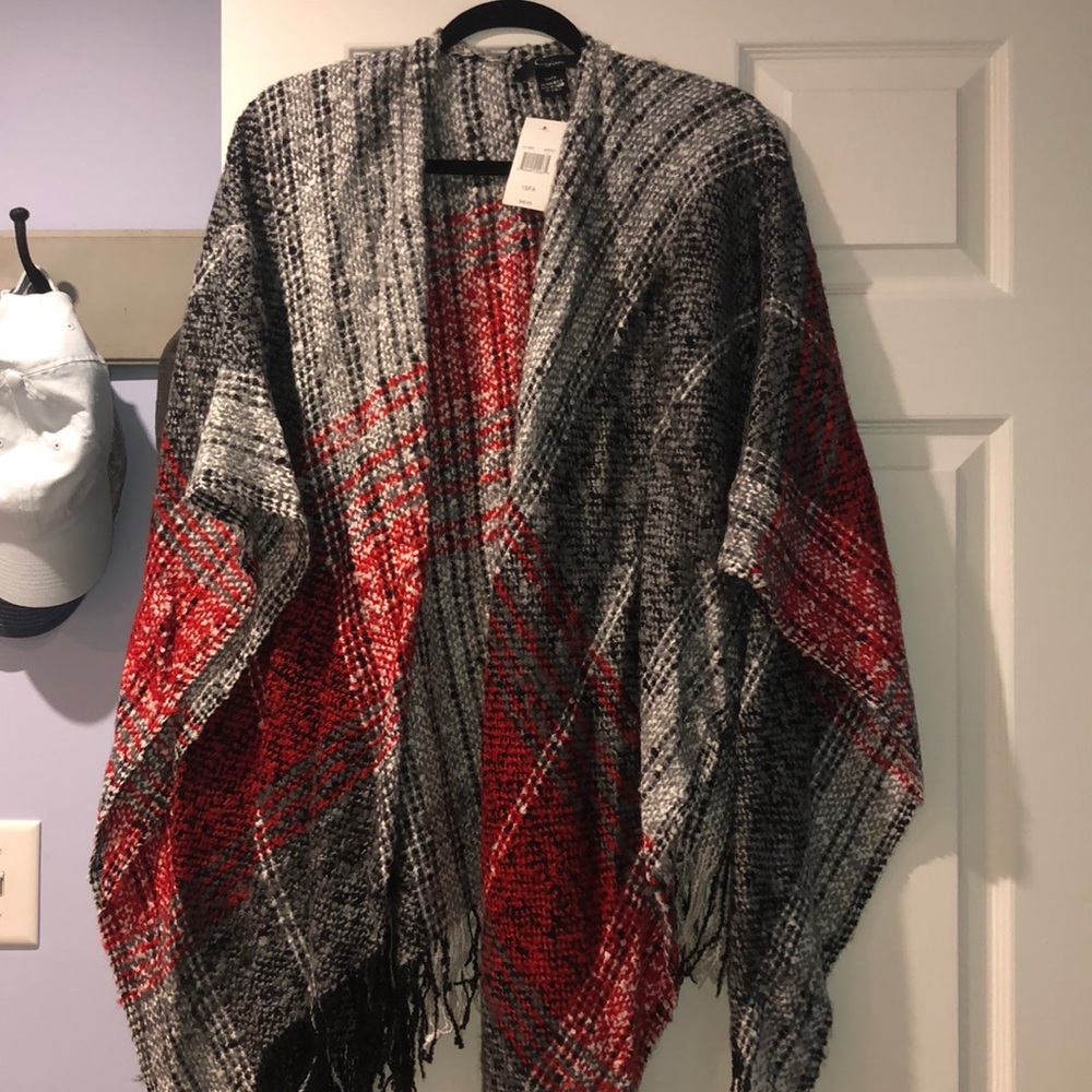 NWT red, gray, white & black wrap
